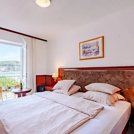 Dalmacija Couette-café 3*