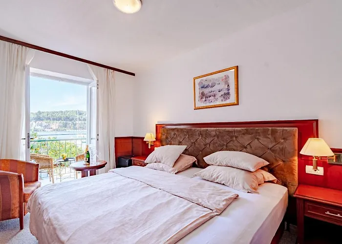 Dalmacija Couette-café 3*